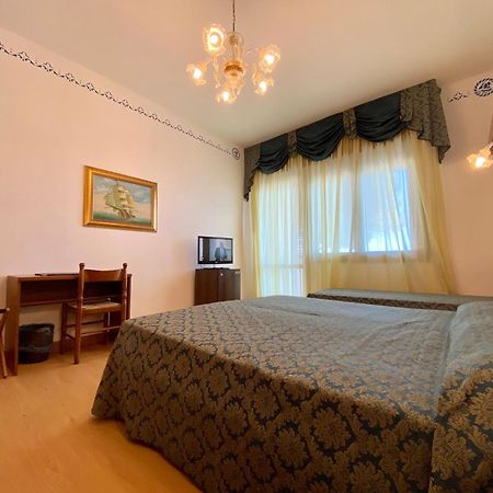 Hotel Florida Lido di Jesolo Zewnętrze zdjęcie