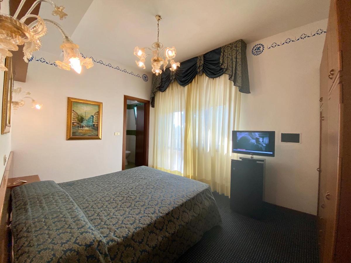 Hotel Florida Lido di Jesolo Zewnętrze zdjęcie