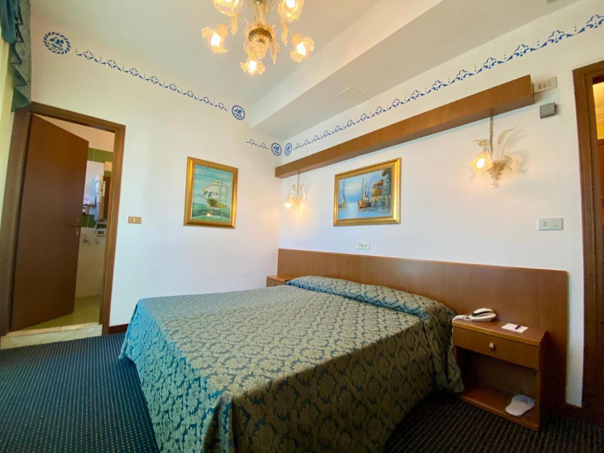 Hotel Florida Lido di Jesolo Zewnętrze zdjęcie