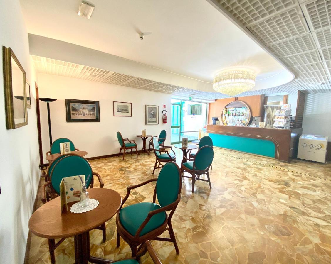 Hotel Florida Lido di Jesolo Zewnętrze zdjęcie
