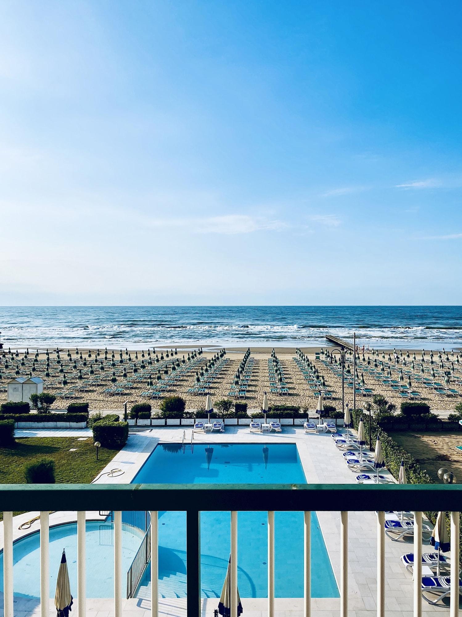 Hotel Florida Lido di Jesolo Zewnętrze zdjęcie