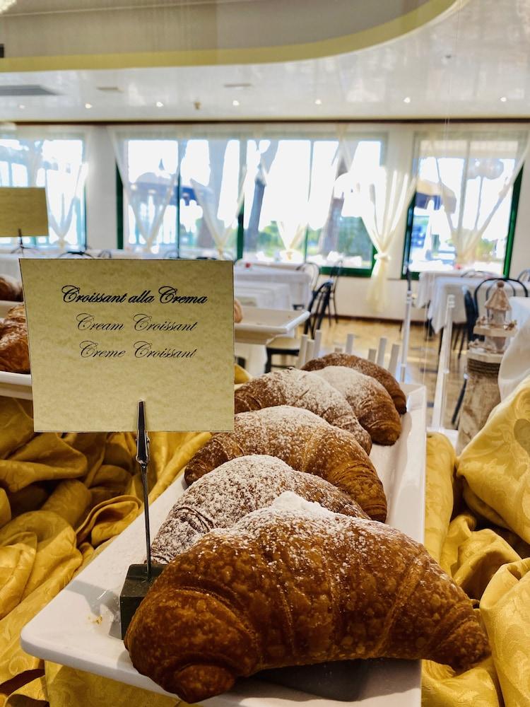 Hotel Florida Lido di Jesolo Zewnętrze zdjęcie