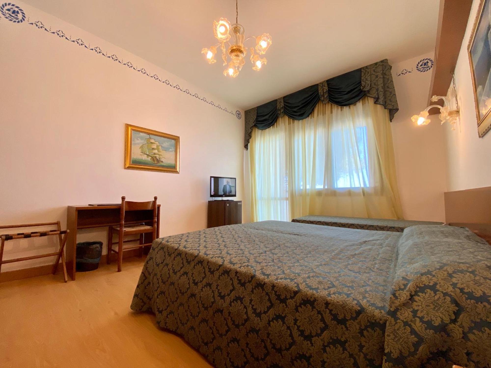 Hotel Florida Lido di Jesolo Zewnętrze zdjęcie
